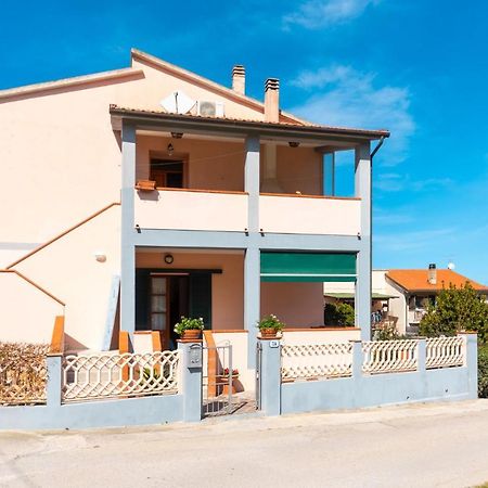 Appartamento Passeggiata Al Mare Marina di Campo Exterior photo